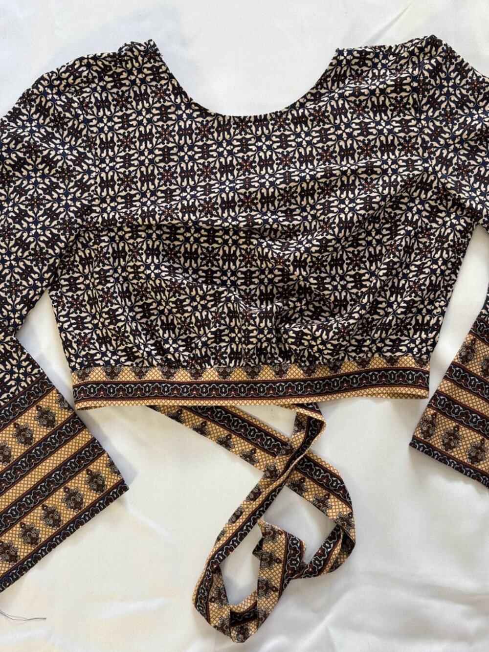 Vintage Tribal Print Long Sleeve Crop Top Unbranded